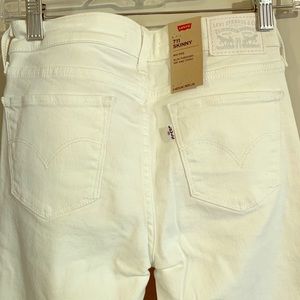 Levi skinny jeans